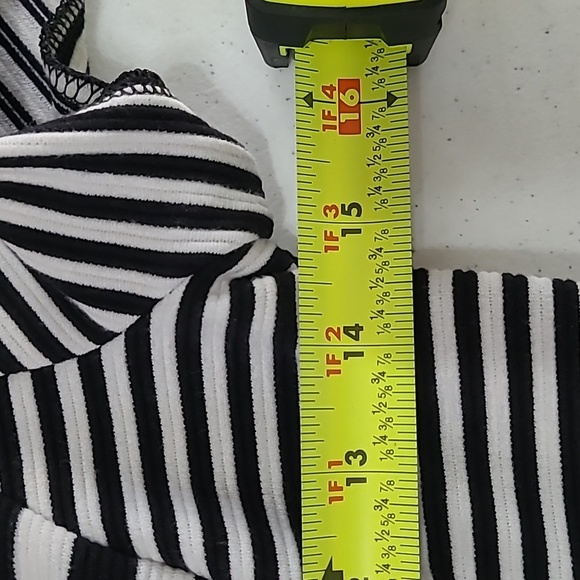 💥3for$12💥 Banana Republic women's striped dress with flared skirt size 4 - Picture 8 of 10